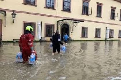 Senioři a povodně - co a jak řešit?